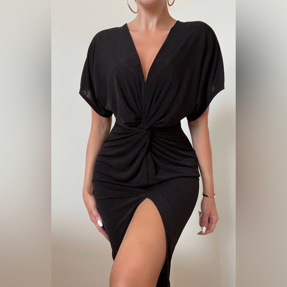 Sexy black date night mini dress